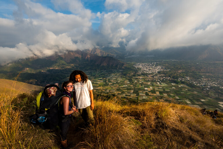 hike and fly pergasingan